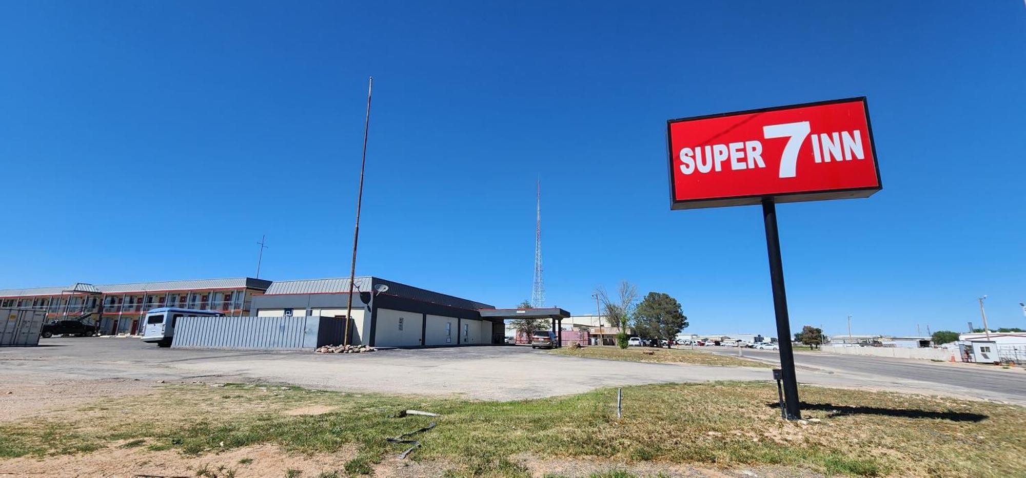 Super 7 Inn Midland Exterior foto